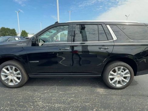 Used 2021 Chevrolet Tahoe High Country w/ Premium Package AWD/4WD image 5