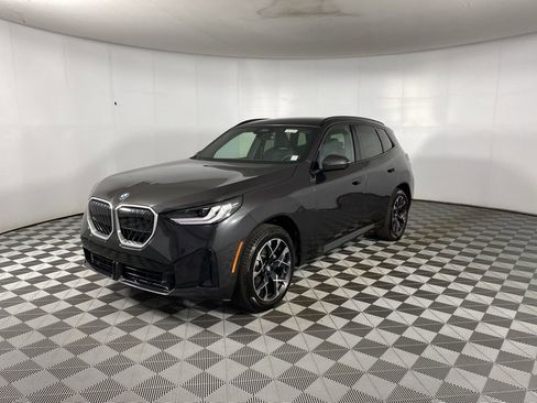 Used 2025 BMW X3 xDrive30i w/ M Sport Package AWD/4WD image 3