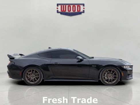 Used 2024 Ford Mustang GT Premium image 6