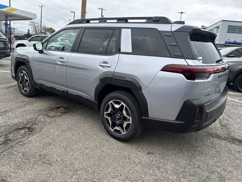 New 2026 Subaru Outback Touring image 5