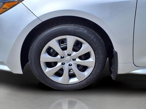 Certified 2026 Toyota Corolla LE FWD image 9