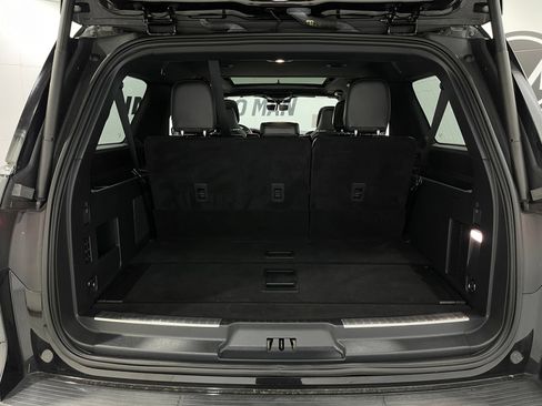 Used 2023 Lincoln Navigator L Reserve AWD/4WD image 25