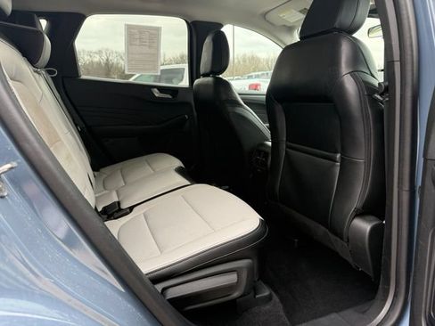 Used 2024 Ford Escape SE FWD image 10