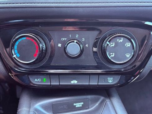 Used 2017 Honda HR-V LX image 33
