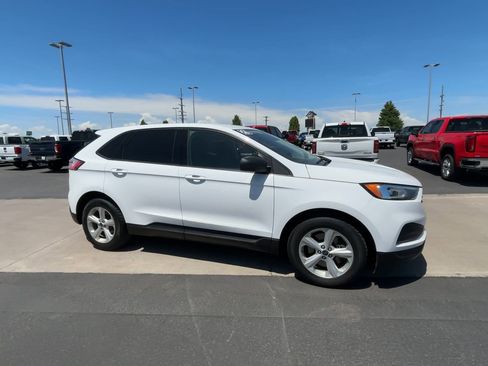 Used 2020 Ford Edge SE image 28