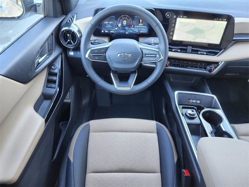 New 2026 Chevrolet Equinox ACTIV w/ Convenience Package III image 11