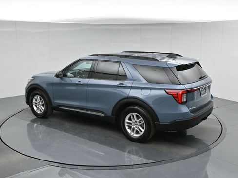 Certified 2025 Ford Explorer Active RWD image 45