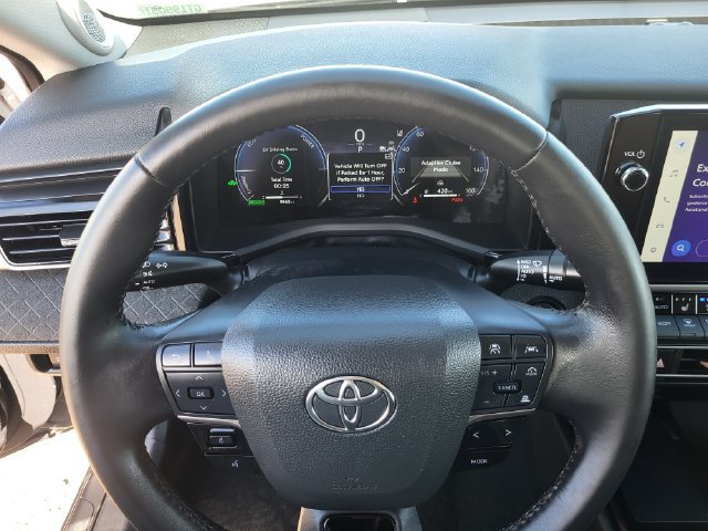 Used 2025 Toyota Camry XLE w/ Premium Package AWD/4WD image 15