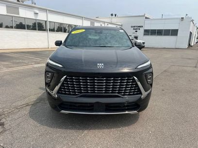 Used 2025 Buick Enclave Avenir w/ LPO, Floor Liner Package