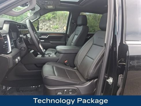 Used 2025 GMC Sierra 1500 Denali w/ Denali Reserve Package AWD/4WD image 2