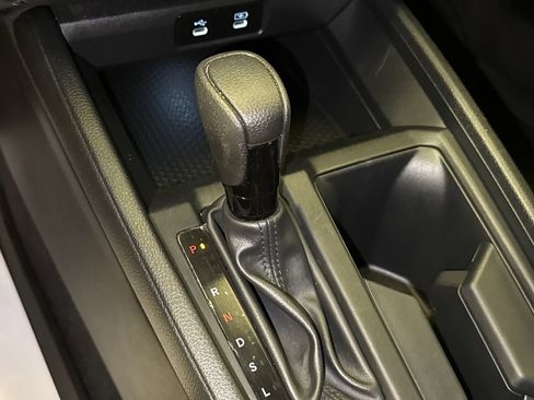 Used 2025 Honda Accord LX image 25