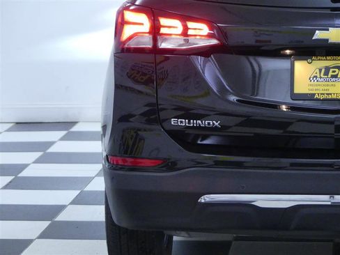 Used 2023 Chevrolet Equinox LT image 28