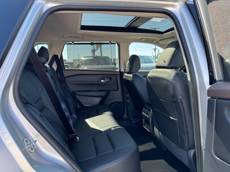 Used 2023 Nissan Rogue SL w/ SL Premium Package AWD/4WD image 13