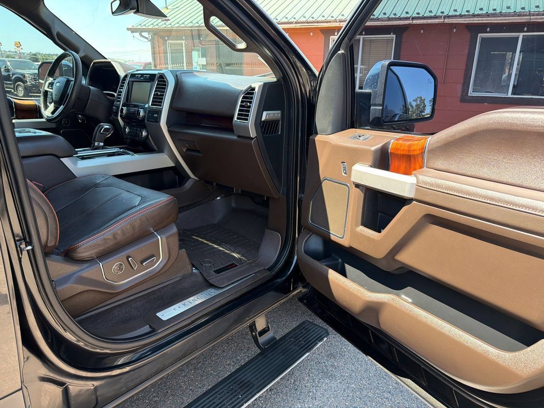 Used 2015 Ford F150 King Ranch w/ Equipment Group 601A Luxury AWD/4WD image 17