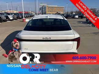 Used 2025 Kia K4 LXS video 4