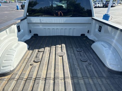 Used 2025 Ford F350 Lariat w/ Lariat Ultimate Package AWD/4WD image 9