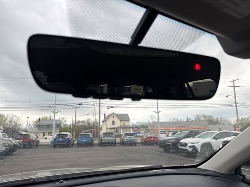 Used 2020 Subaru Outback Premium image 13