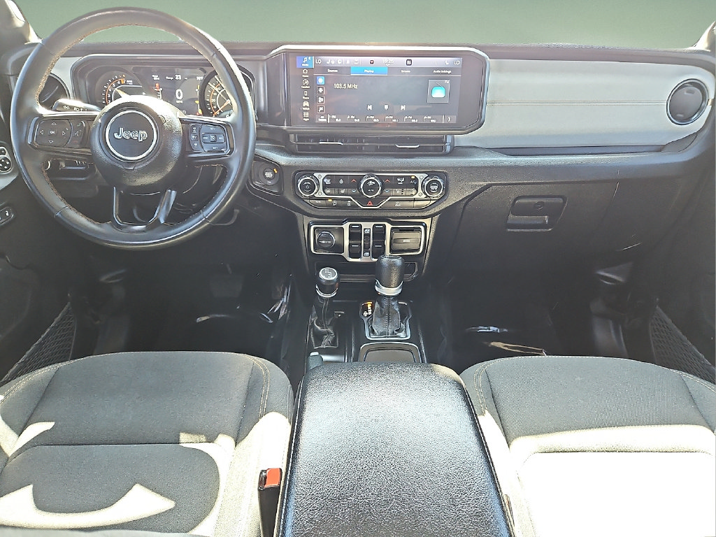 Used 2024 Jeep Gladiator Sport AWD/4WD image 15