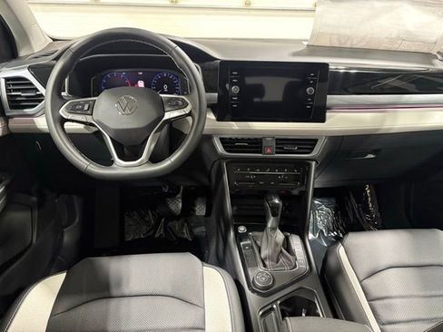 New 2026 Volkswagen Taos SEL AWD/4WD image 13