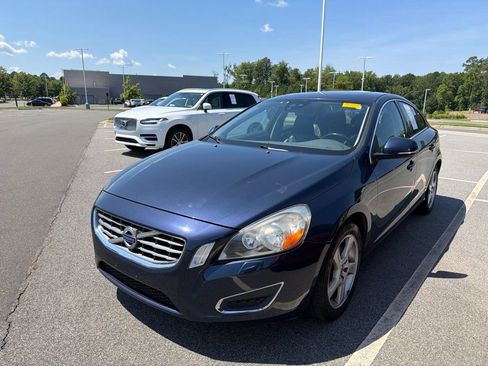 Used 2012 Volvo S60 T5 FWD image 18