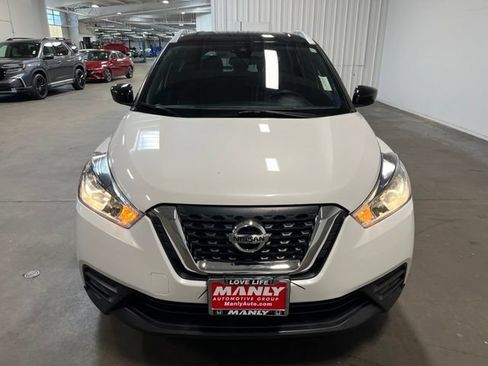 Used 2020 Nissan Kicks SV FWD image 8