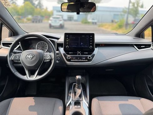 Used 2019 Toyota Corolla SE FWD image 23