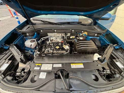 Used 2025 Volkswagen Atlas Cross Sport SE image 32