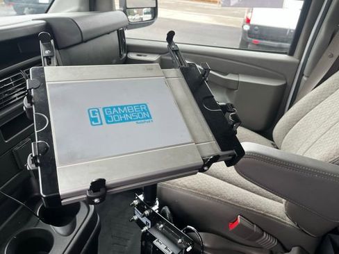 Used 2021 Chevrolet Express 2500 image 17