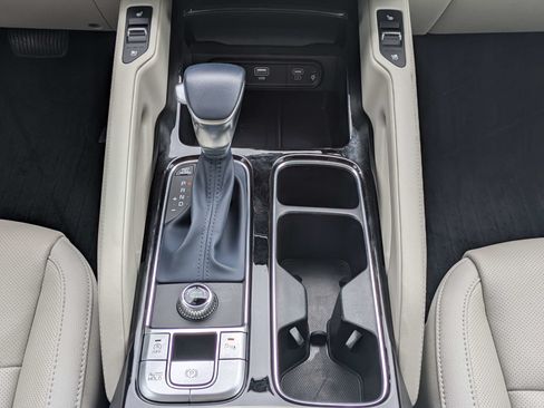 Certified 2025 Kia Telluride EX FWD image 21