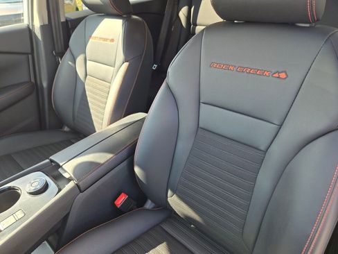 Used 2025 Nissan Rogue SV AWD/4WD image 19