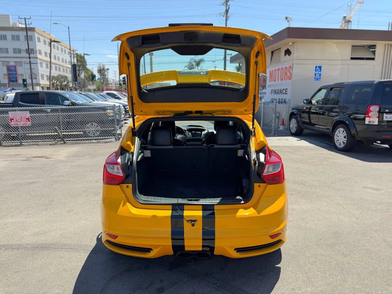 Used 2013 Ford Focus ST FWD image 30