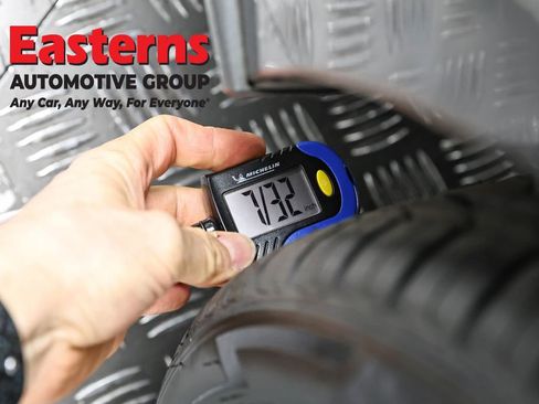 Used 2021 Nissan Sentra SR image 26