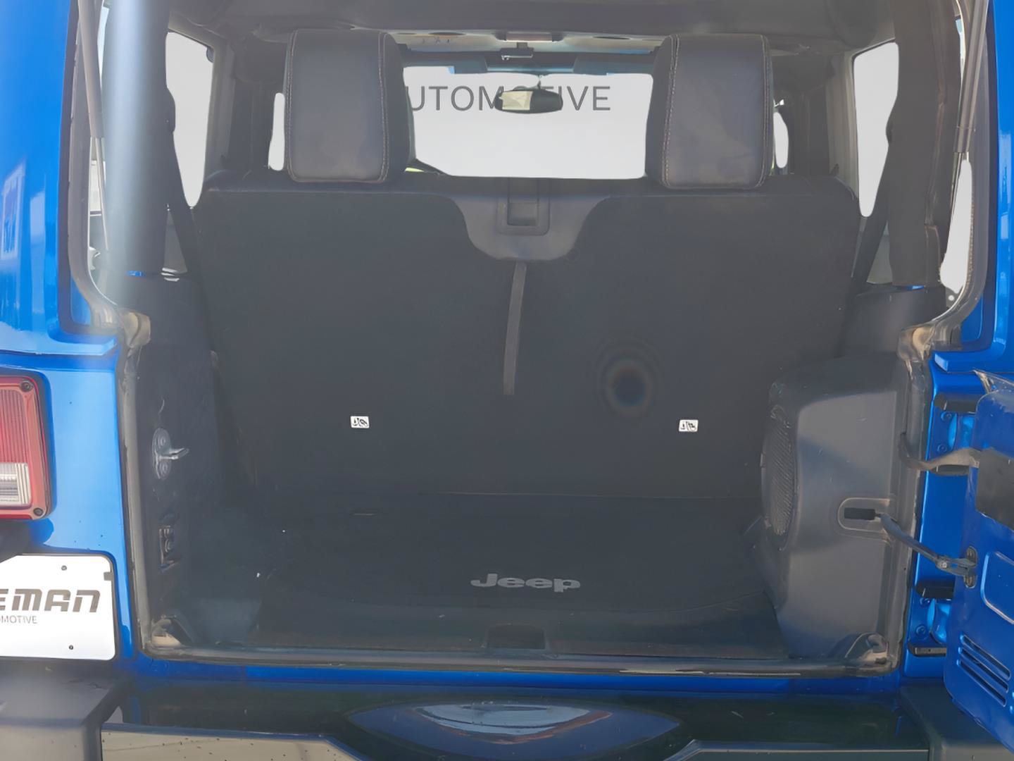 Used 2014 Jeep Wrangler Sahara AWD/4WD image 16