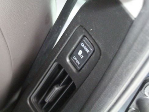 Used 2019 Honda Odyssey EX-L image 29