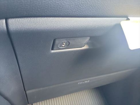 Certified 2025 Toyota Land Cruiser image 34