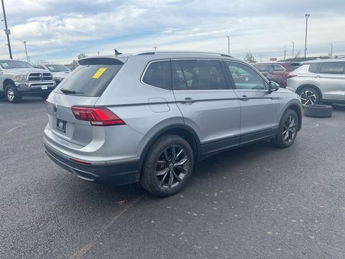 Used 2022 Volkswagen Tiguan SE image 5