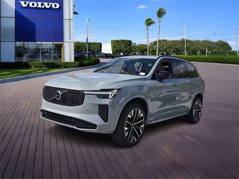 New 2026 Volvo XC90 B6 Ultra w/ Protection Package Premier image 3