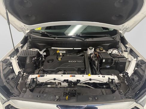 Used 2022 GMC Terrain SLE w/ Driver Convenience Package image 5