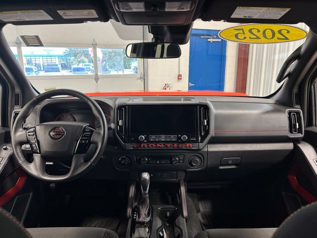 Used 2025 Nissan Frontier PRO-4X w/ Interior Protection Package AWD/4WD image 15