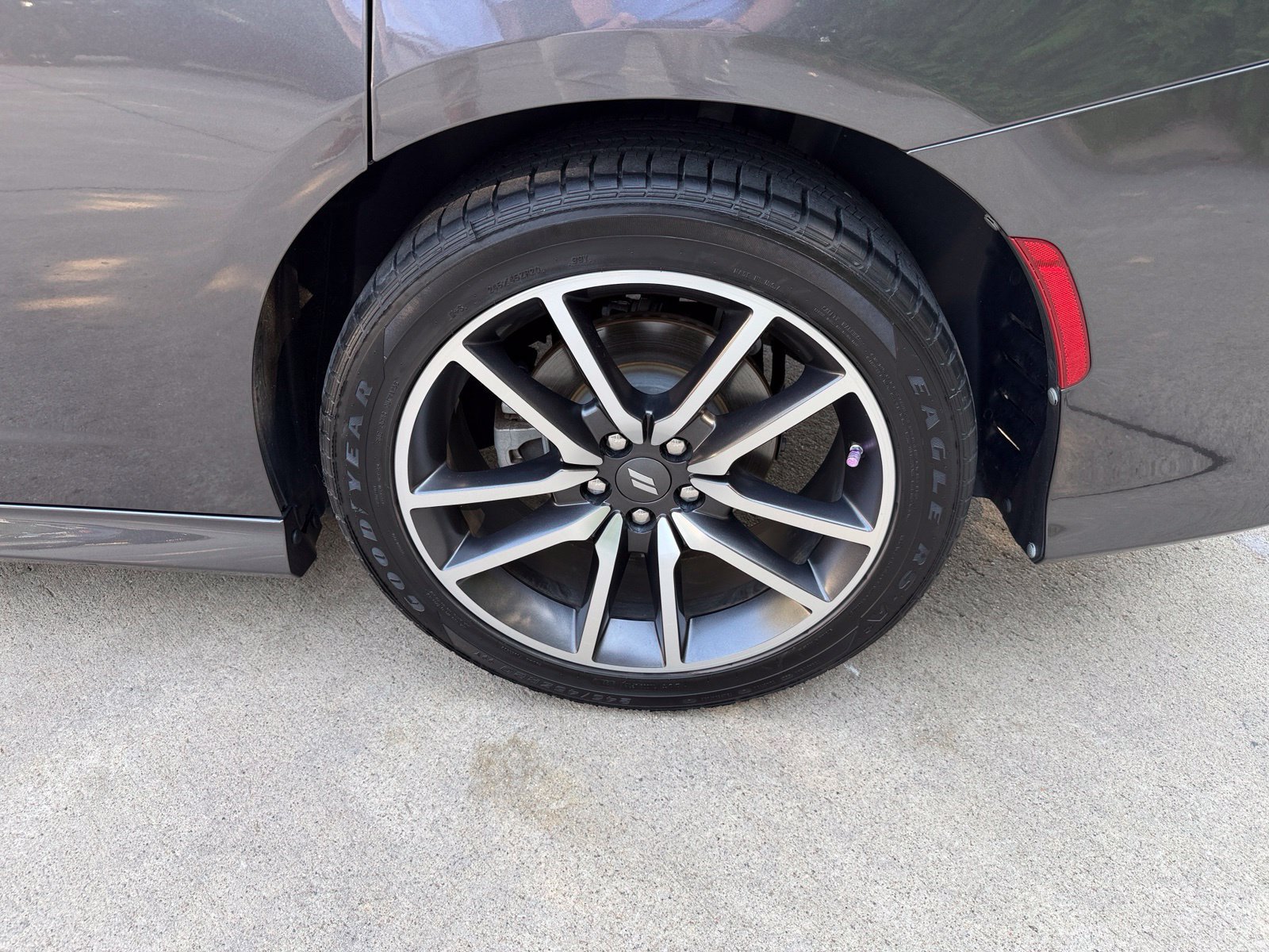Used 2023 Dodge Charger R/T w/ Plus Group RWD image 36