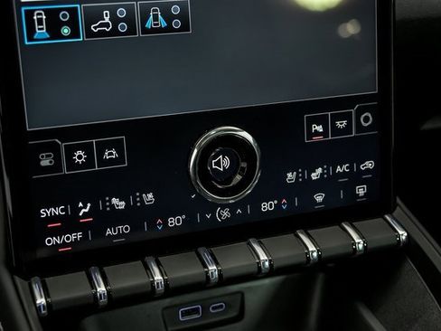 New 2026 GMC Terrain Denali w/ LPO, Black Badging Package image 16