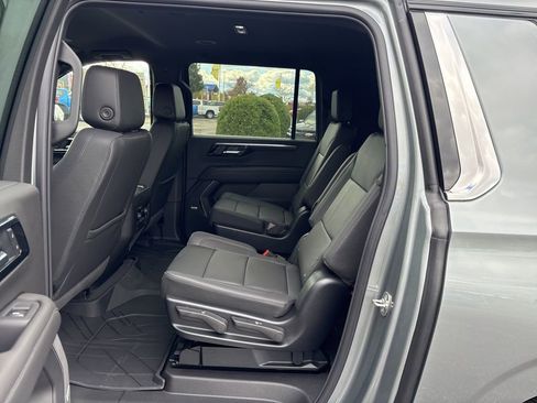 New 2026 Chevrolet Suburban LT w/ Comfort Package image 24