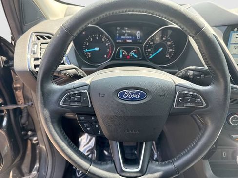Used 2019 Ford Escape Titanium AWD/4WD image 13