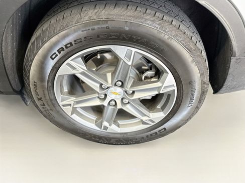 Used 2026 Chevrolet Blazer LT FWD image 11