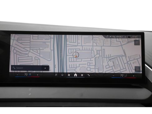 Used 2025 BMW X3 xDrive30i w/ Convenience Package image 11