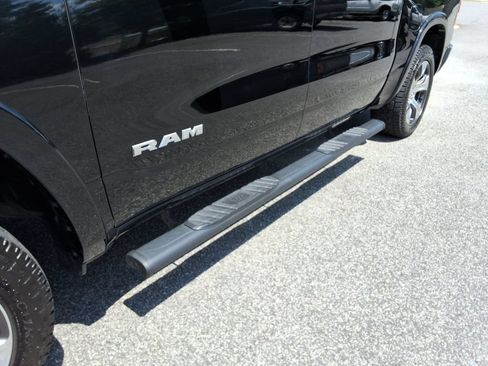 Used 2019 RAM 1500 Laramie RWD image 12