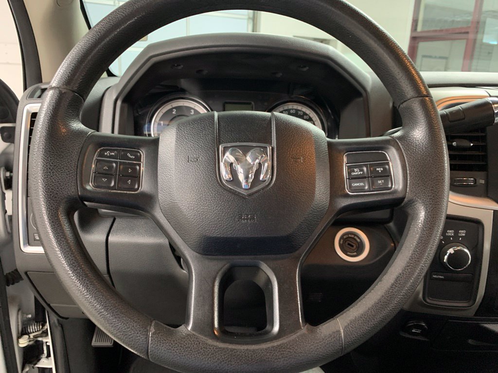 Used 2018 RAM 2500 SLT AWD/4WD image 17