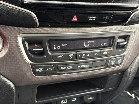 Used 2025 Honda Ridgeline Sport image 22