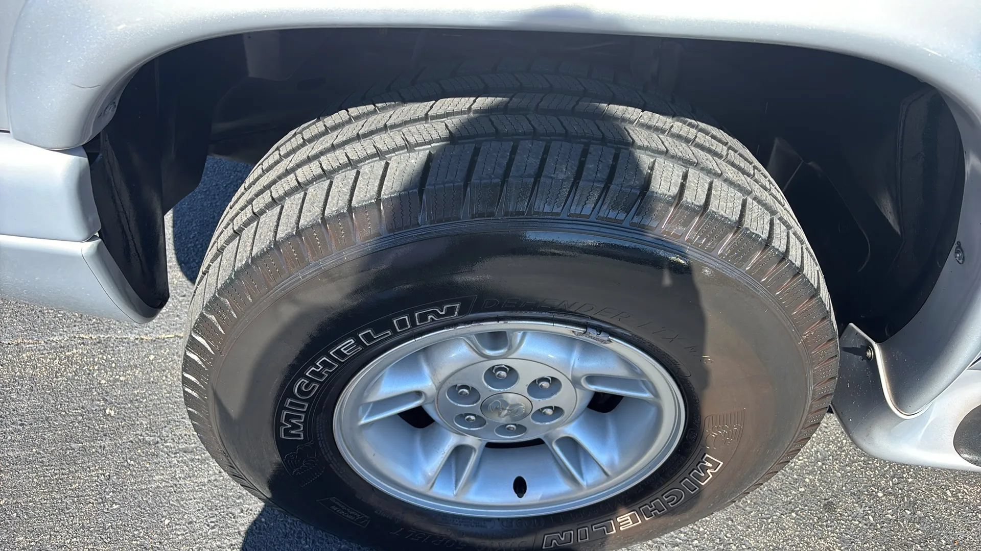 Used 2000 Dodge Durango 4WD image 30