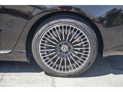 Used 2023 Mercedes-Benz EQS 580 4MATIC Sedan image 10